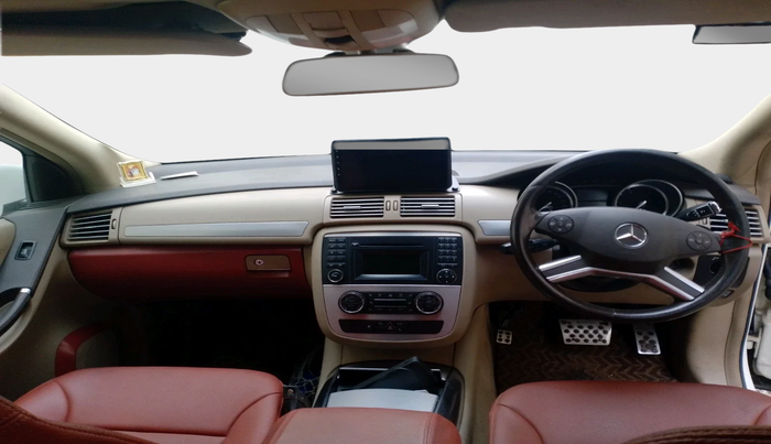 2012 Mercedes Benz R Class R 350 CDI AT, Diesel, Automatic, 1,38,895 km, interior
