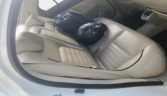 2022 Maruti Dzire ZXI CNG, Petrol, Manual, 90,376 km, interior