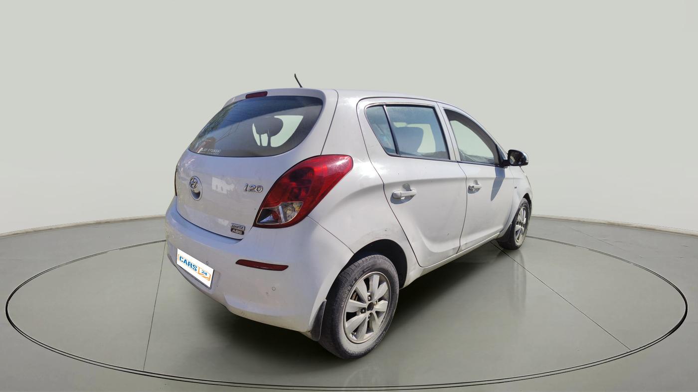 2013 Hyundai i20 SPORTZ 1.2, Petrol, Manual, 84,086 km, exterior