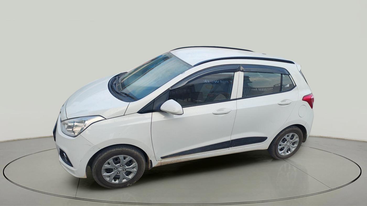 2016 Hyundai Grand i10 SPORTZ 1.2 KAPPA VTVT, Petrol, Manual, 47,739 km, exterior