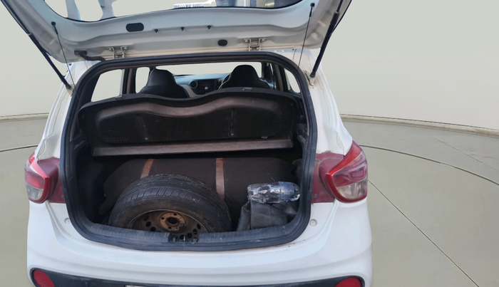 2017 Hyundai Grand i10 MAGNA 1.2 KAPPA VTVT, Petrol, Manual, 77,736 km, exterior