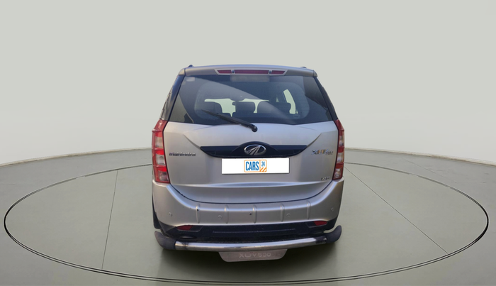2015 Mahindra XUV500 W6, Diesel, Manual, 86,152 km, exterior