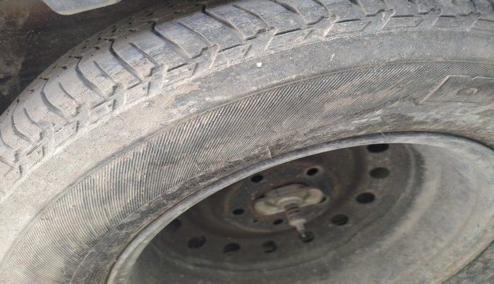 2015 Mahindra XUV500 W6, Diesel, Manual, 86,152 km, tyre