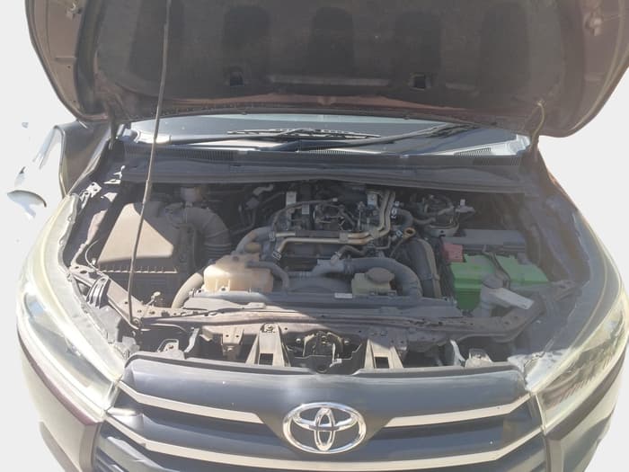 2016 Toyota Innova Crysta 2.4 GX 7 STR, Diesel, Manual, 58,611 km, exterior
