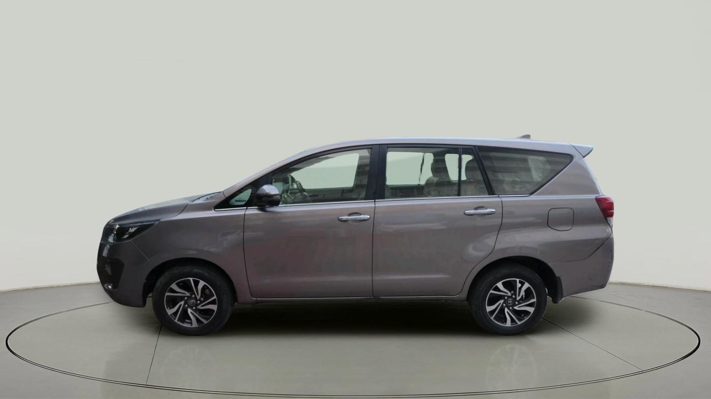 2021 Toyota Innova Crysta 2.4 VX 7 STR, Diesel, Manual, 65,368 km, exterior