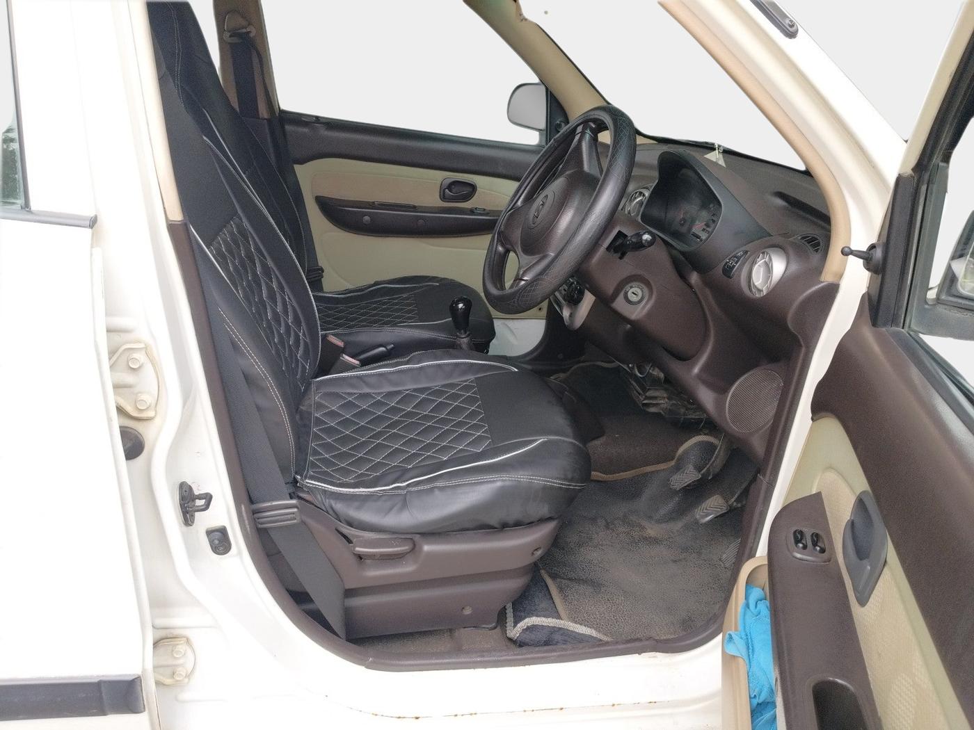 2010 Hyundai Santro Xing GLS, Petrol, Manual, 64,956 km, interior