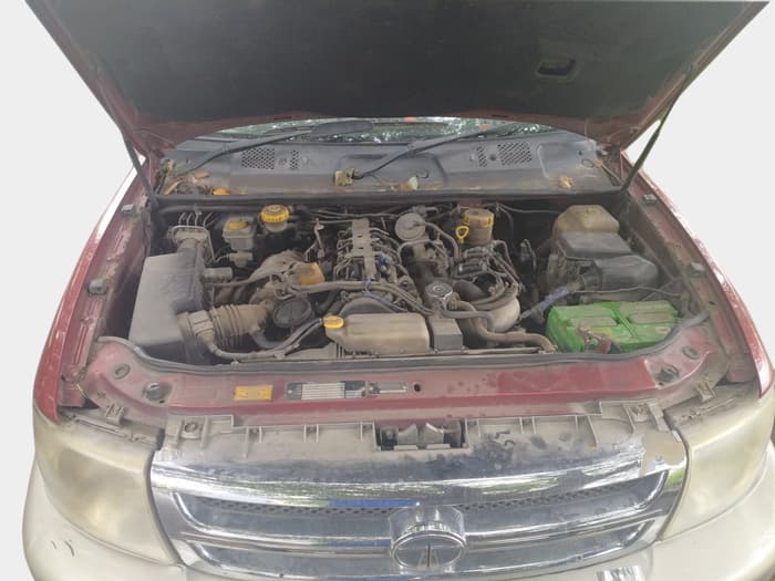 2010 Tata Safari 4X2 VX DICOR 2.2 VTT, Diesel, Manual, 1,57,311 km, exterior