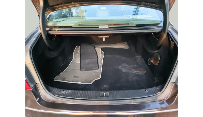 2012 Mercedes Benz E Class E 220 CDI ELEGANCE, Diesel, Automatic, 1,12,972 km, exterior