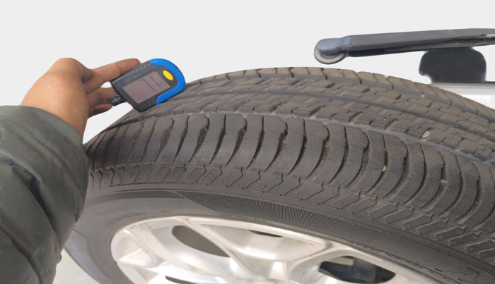 2014 Ford Ecosport TITANIUM 1.0L ECOBOOST, Petrol, Manual, 98,311 km, tyre