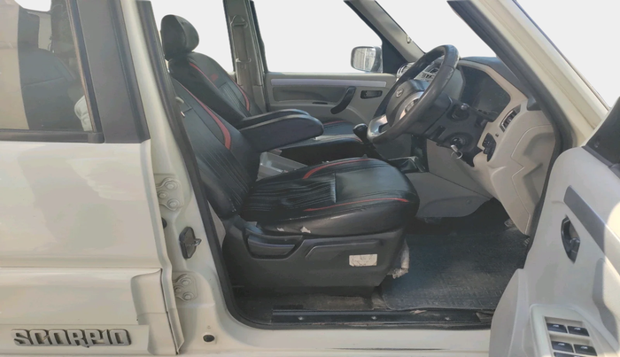 2015 Mahindra Scorpio S10, Diesel, Manual, 1,56,296 km, interior