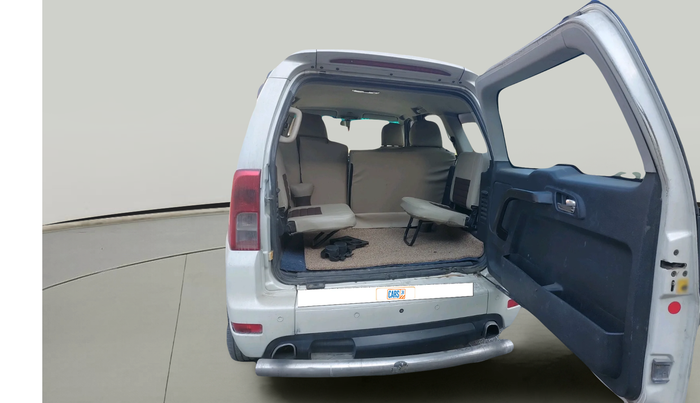 2013 Tata Safari Storme 2.2 LX 4X2, Diesel, Manual, 1,48,207 km, exterior