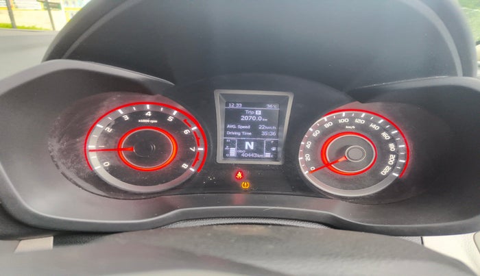 2021 Mahindra XUV300 W8 (O) 1.2 PETROL, Petrol, Manual, 40,443 km, interior