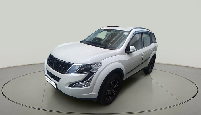 2016 Mahindra XUV500 W6, Diesel, Manual, 66,168 km, exterior