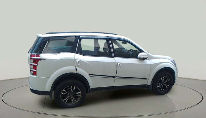 2016 Mahindra XUV500 W6, Diesel, Manual, 66,168 km, exterior