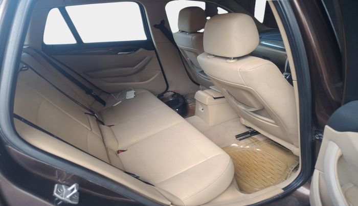 2013 BMW X1 sDrive20d, Diesel, Automatic, 1,18,800 km, interior