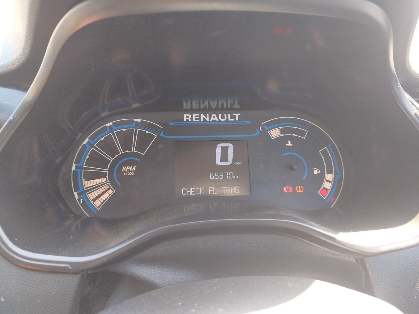 2023 Renault TRIBER RXT, Petrol, Manual, 65,970 km, interior