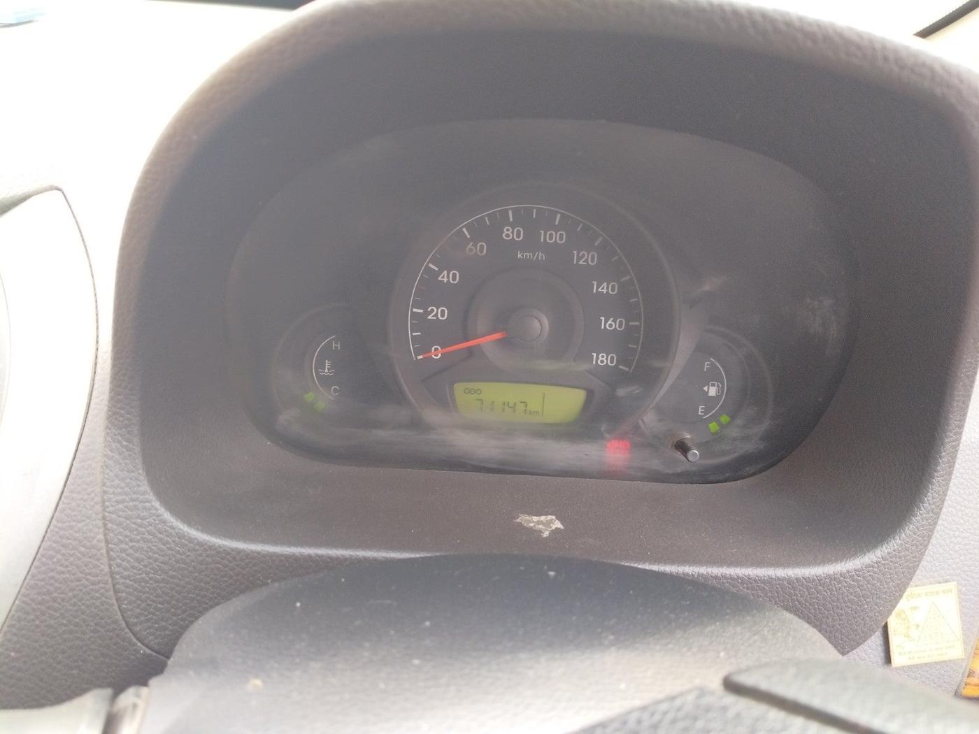 2013 Hyundai Eon ERA +, Petrol, Manual, 71,147 km, interior
