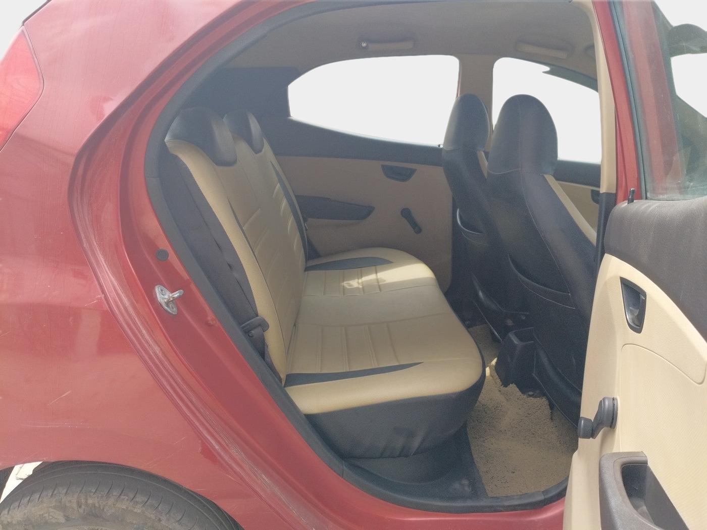 2013 Hyundai Eon ERA +, Petrol, Manual, 71,147 km, interior