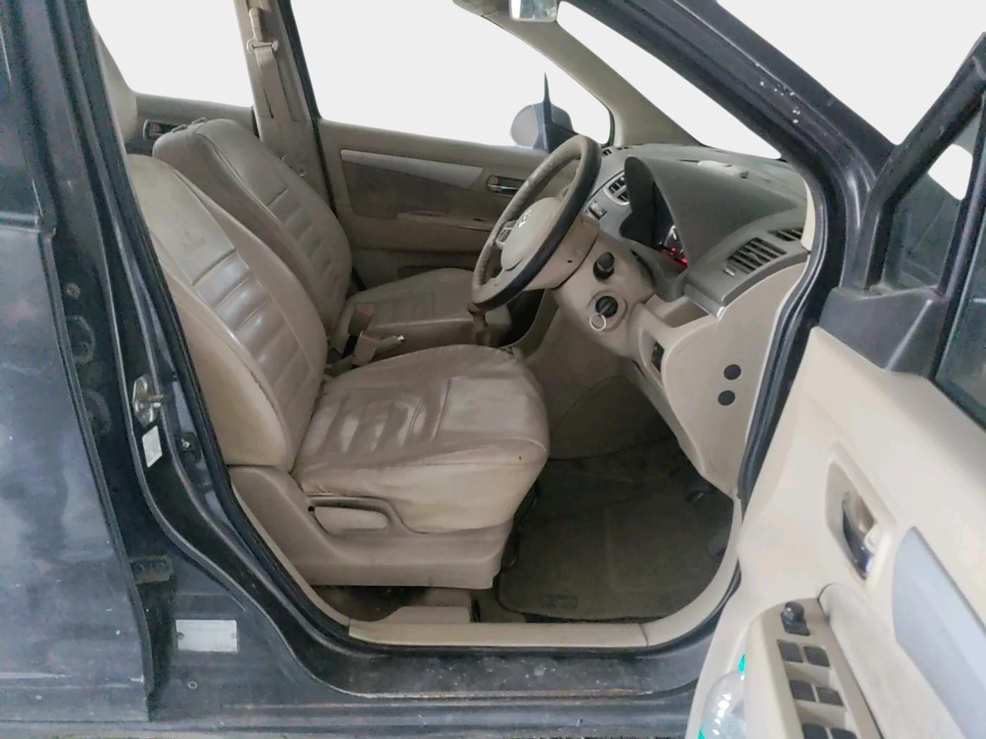 2016 Maruti Ertiga VDI SHVS, Diesel, Manual, 1,11,862 km, interior