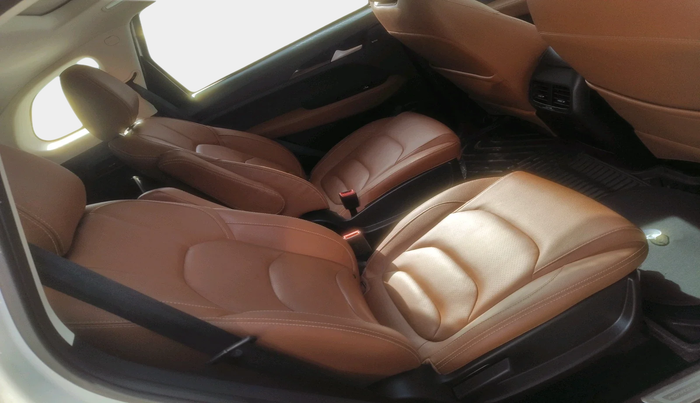 2021 MG HECTOR PLUS SHARP 1.5 PETROL TURBO CVT 6-STR, Petrol, Automatic, 13,034 km, interior