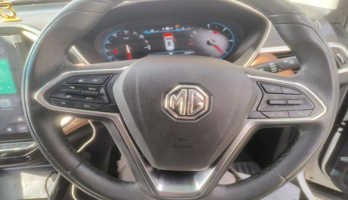 2021 MG HECTOR PLUS SHARP 1.5 PETROL TURBO CVT 6-STR, Petrol, Automatic, 13,034 km, interior