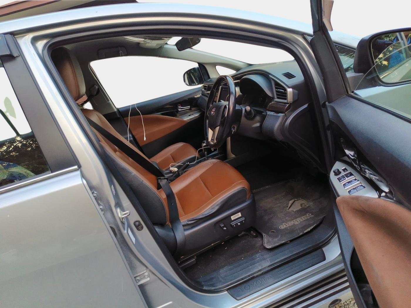 2018 Toyota Innova Crysta 2.8 ZX AT 7 STR, Diesel, Automatic, 92,500 km, interior