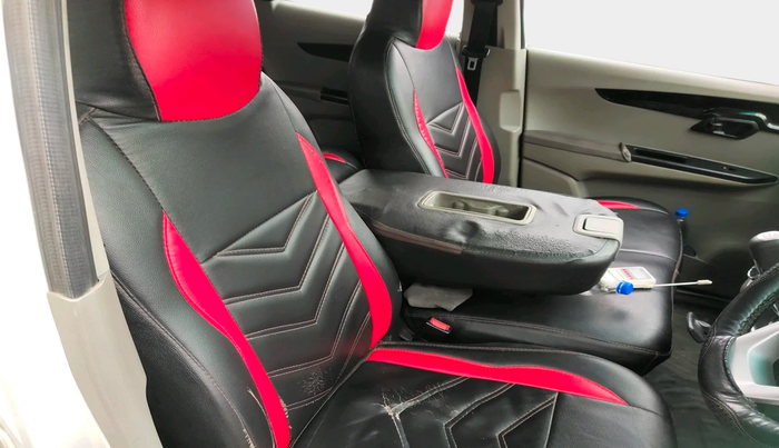 2016 Mahindra Kuv100 K6 PLUS 6 STR, Petrol, Manual, 85,282 km, interior