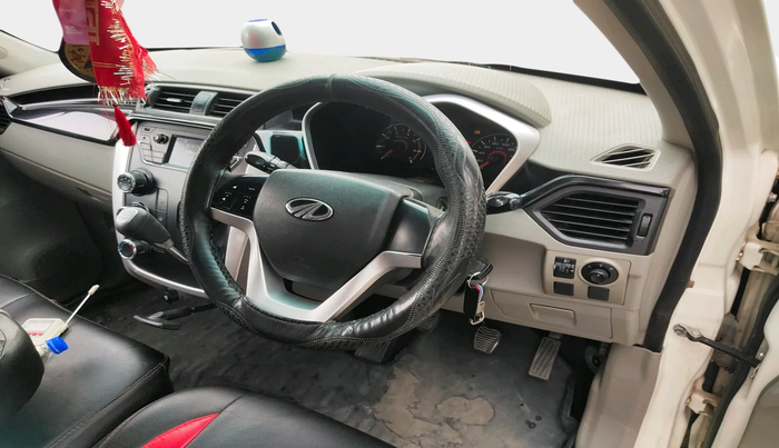2016 Mahindra Kuv100 K6 PLUS 6 STR, Petrol, Manual, 85,282 km, interior