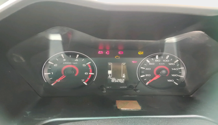 2016 Mahindra Kuv100 K6 PLUS 6 STR, Petrol, Manual, 85,282 km, interior