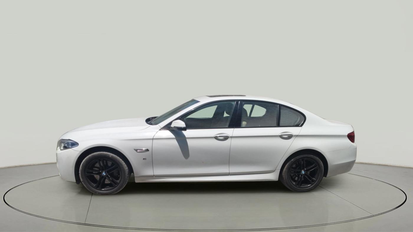 2016 BMW 5 Series 530D M SPORT, Diesel, Automatic, 1,18,000 km, exterior