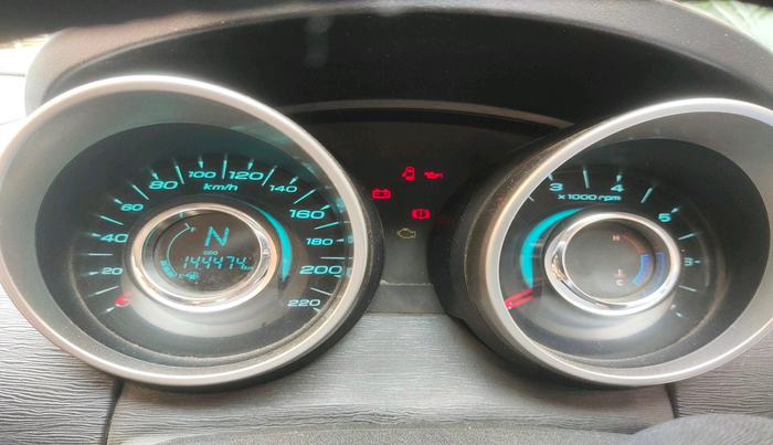 2019 Mahindra XUV500 W7, Diesel, Manual, 1,46,000 km, interior