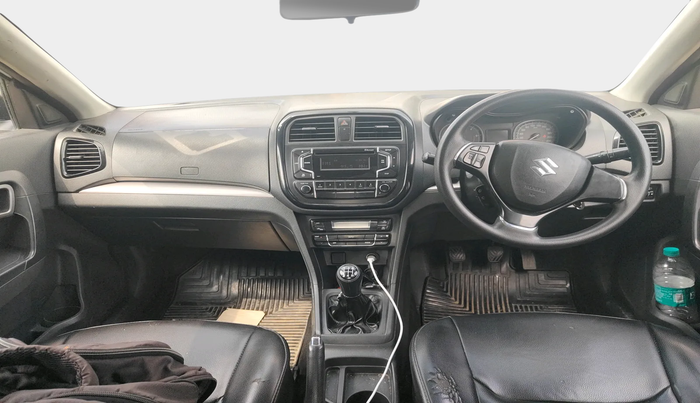 2016 Maruti Vitara Brezza ZDI, Diesel, Manual, 1,44,911 km, interior