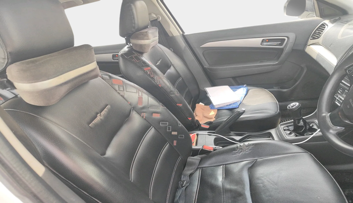 2016 Maruti Vitara Brezza ZDI, Diesel, Manual, 1,44,911 km, interior