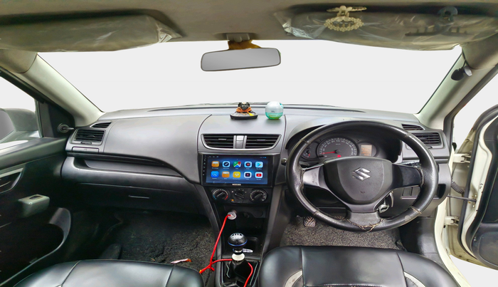 2014 Maruti Swift LXI, Petrol, Manual, 1,28,539 km, interior