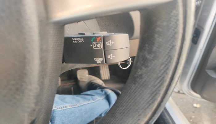 2018 Renault Duster 110 PS RXZ DIESEL, Diesel, Manual, 1,03,159 km, interior