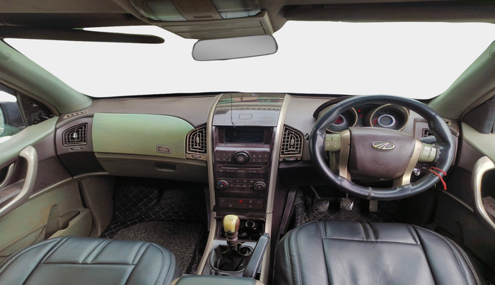 2012 Mahindra XUV500 W8, Diesel, Manual, 1,15,263 km, interior