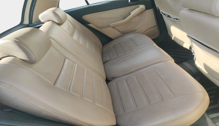 2011 Tata Indica Vista VX QUADRAJET, Diesel, Manual, 86,000 km, interior