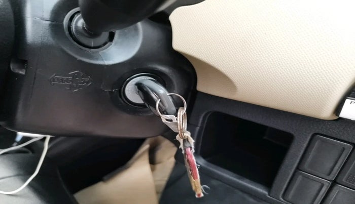 2018 Maruti Wagon R 1.0 VXI, Petrol, Manual, 13,140 km, interior