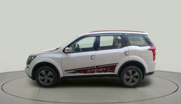 2014 Mahindra XUV500 W8, Diesel, Manual, 61,240 km, exterior