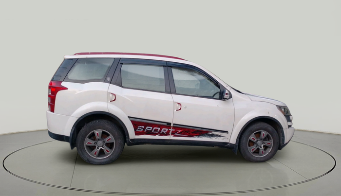 2014 Mahindra XUV500 W8, Diesel, Manual, 61,240 km, exterior