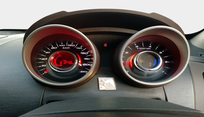 2014 Mahindra XUV500 W8, Diesel, Manual, 61,240 km, interior