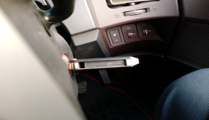 2014 Mahindra XUV500 W8, Diesel, Manual, 61,240 km, interior