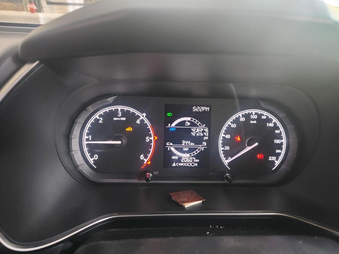 2021 Tata Safari XT PLUS, Diesel, Manual, 20,607 km, interior