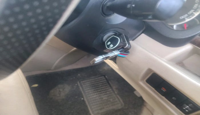 2015 Maruti Swift Dzire VXI, Petrol, Manual, 1,03,123 km, interior