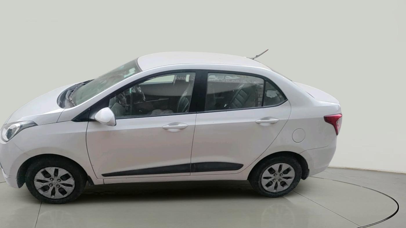 2015 Hyundai Xcent S 1.2, Petrol, Manual, 69,101 km, exterior