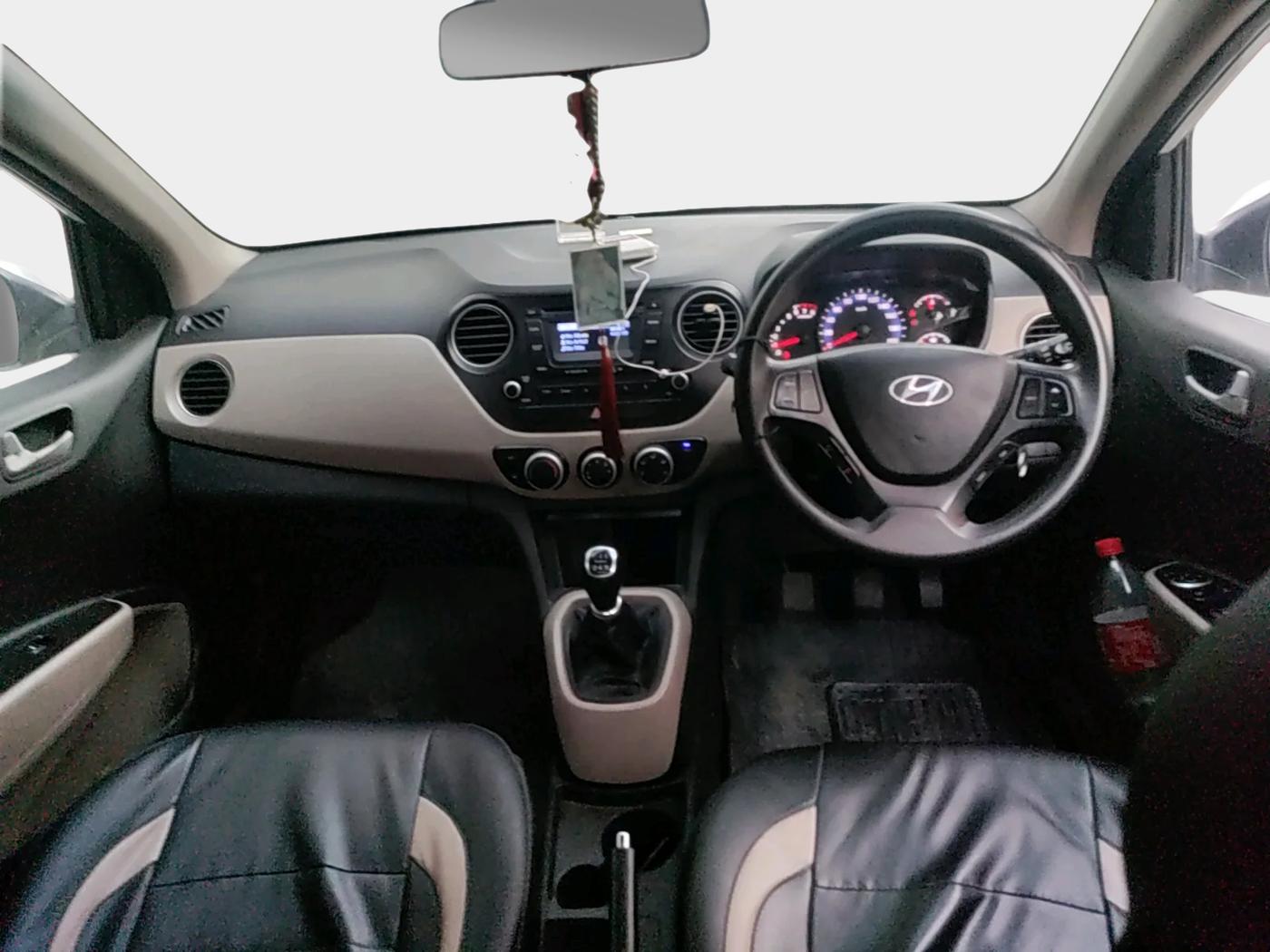 2015 Hyundai Xcent S 1.2, Petrol, Manual, 69,101 km, interior