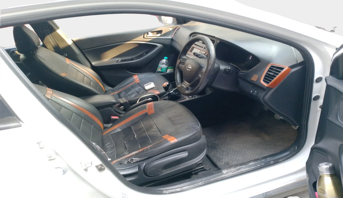 2015 Hyundai i20 Active 1.4 SX, Diesel, Manual, 93,030 km, interior