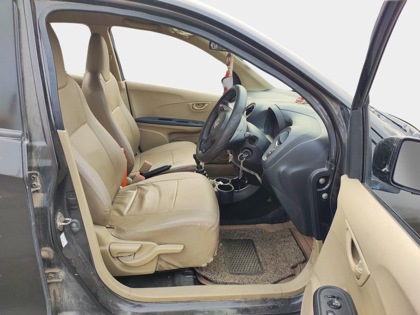 2015 Honda Amaze 1.2L I-VTEC S, Petrol, Manual, 69,584 km, interior