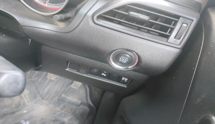 2019 Maruti Swift ZXI, Petrol, Manual, 54,744 km, interior
