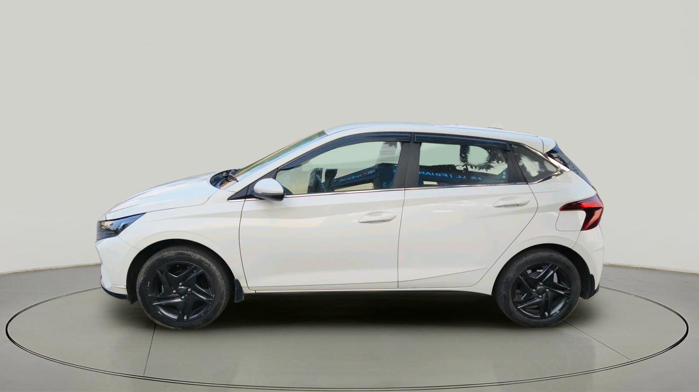 2022 Hyundai NEW I20 SPORTZ 1.5 MT, Diesel, Manual, 1,01,255 km, exterior